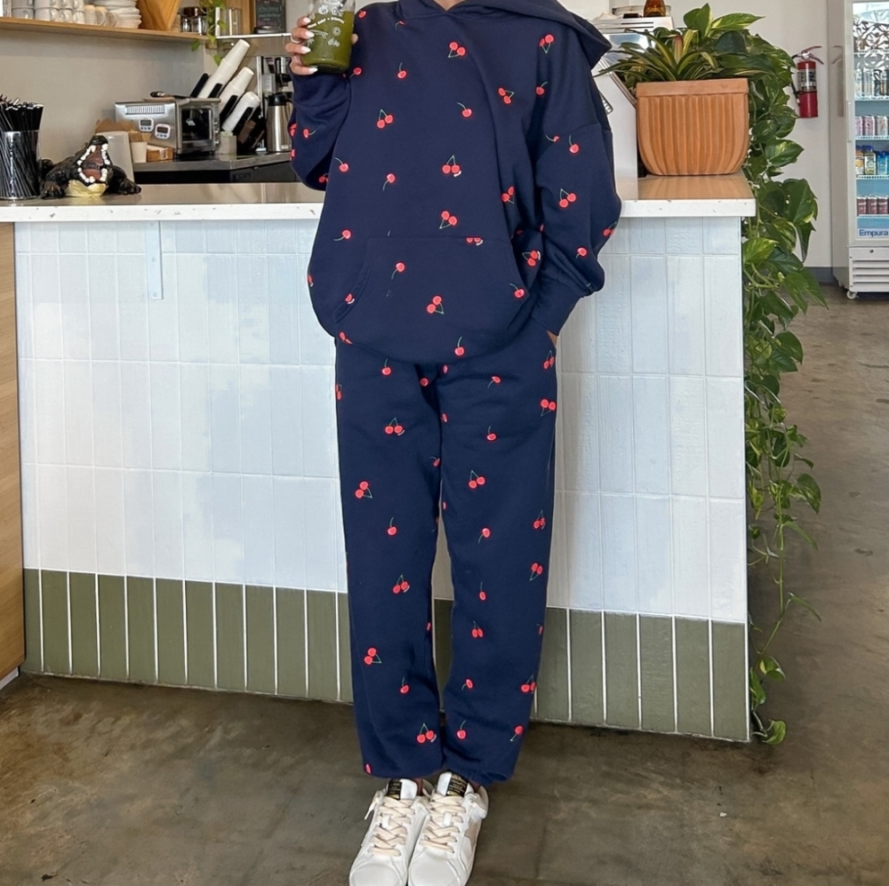 STARFIT Navy Mon Cheri Sweatpants Cherry All Over  Print Sz XS Women's